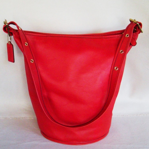 coach red duffle bag